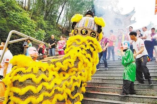 中國僑網(wǎng)活動現(xiàn)場熱鬧非凡。