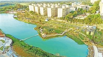 中國僑網(wǎng)美麗的霞洞湖。 吳乾標 攝