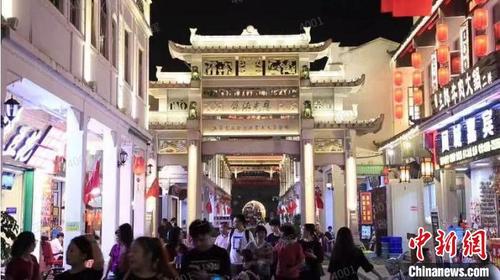 中國(guó)僑網(wǎng)潮州牌坊街 廣東省文旅廳 供圖