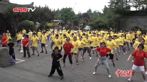 海外華裔青少年領(lǐng)略蜀地獨特風(fēng)情