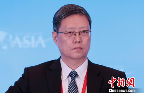 資料圖:國務(wù)院僑辦副主任何亞非。中新社發(fā)