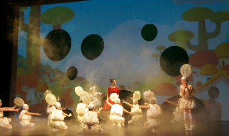 北京景山學(xué)校的孩子們在愛丁堡演繹英文版《綠野仙蹤》