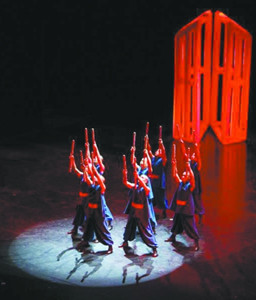 中國僑網(wǎng)《武蹈門》受到很多中東歐專家青睞。