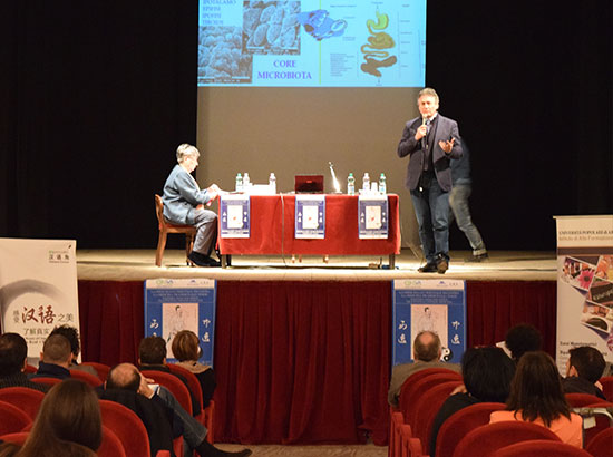 中國(guó)僑網(wǎng)研討會(huì)現(xiàn)場(chǎng)。