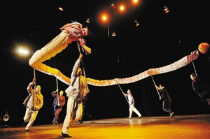 中國(guó)僑網(wǎng)《西線無戰(zhàn)事:一戰(zhàn)華工版》在福田文化館上演