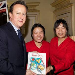 唐寧街十號(hào)請(qǐng)謝氏姐妹為李克強(qiáng)總理主廚。(BBC英倫網(wǎng))