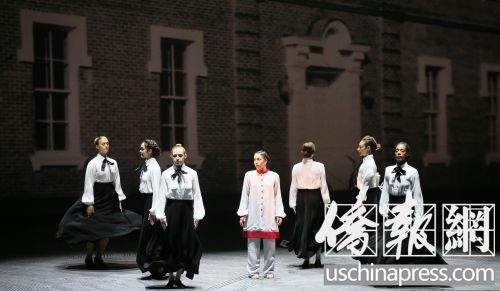 劇組26日在林肯中心寇克劇院彩排。(美國《僑報》/管黎明