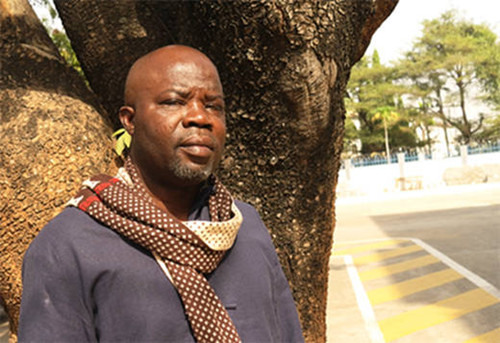 《一位非洲記者眼中的中國》作者朱利葉斯·伊都烏。(李涼