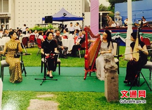 吉拉達(dá)學(xué)校演出現(xiàn)場(chǎng)