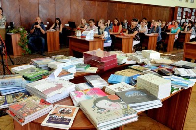 摩爾多瓦國(guó)家圖書(shū)館舉辦摩第25屆國(guó)際圖書(shū)展