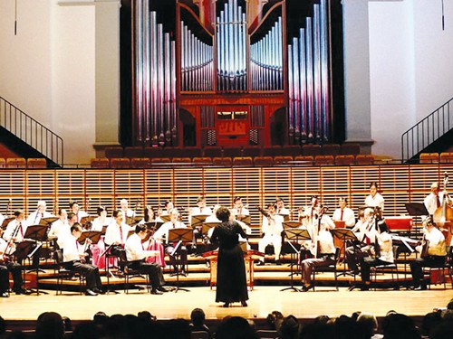 民族音樂(lè)會(huì)在悉尼上演。