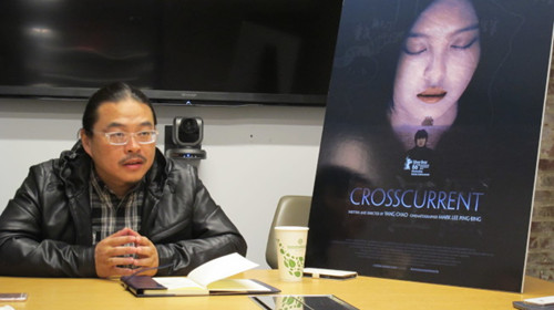 楊超攜《長(zhǎng)江圖》在紐約公映。(美國(guó)《世界日?qǐng)?bào)》/高夢(mèng)梓