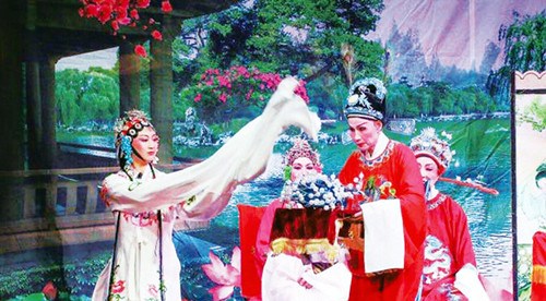 悉尼越劇團(tuán)演出劇照——《打金枝》。(澳洲《新快報(bào)》資料圖)