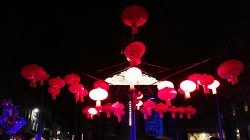 具有中國元素的燈籠。(法國《歐洲時報》意大利版/羅國旺