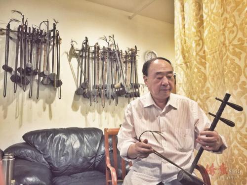 曹祥生在京胡教學(xué)中。