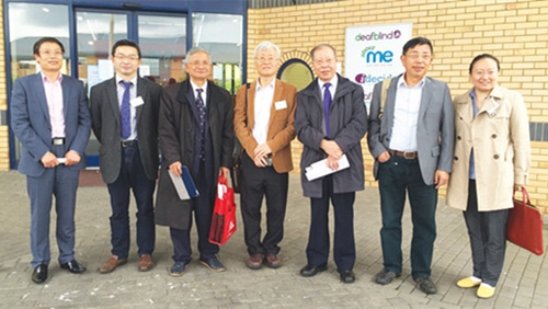 中國(guó)僑網(wǎng)5月18日參加彼得堡NICE公眾聽證會(huì)的英國(guó)中醫(yī)針灸界同道合影。(歐洲時(shí)報(bào)英國(guó)版)