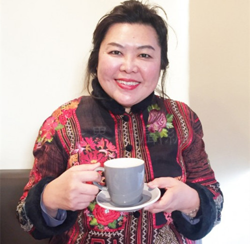 中國僑網(wǎng)張慈對電影制作始終保持高度的熱情。(美國《世界日報》/黃少華 攝)