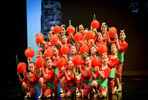 中國僑網(wǎng)資料圖(休斯敦華星藝術(shù)團(tuán)供圖)