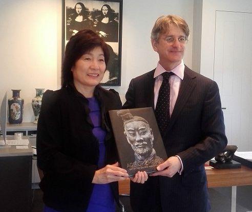 中國僑網(wǎng)合影