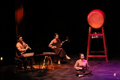 中國(guó)僑網(wǎng)新加坡湘靈音樂(lè)社在紐約演出。(新加坡《聯(lián)合早報(bào)》資料圖)