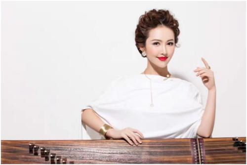 中國僑網(wǎng)青年演奏家李楊冠宇