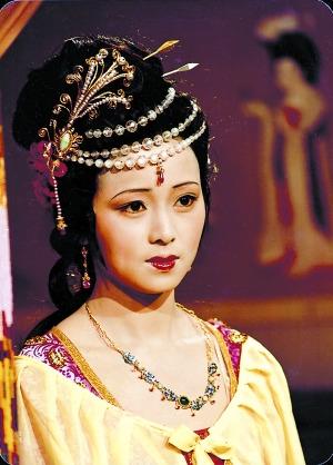 中國僑網張蕾劇照