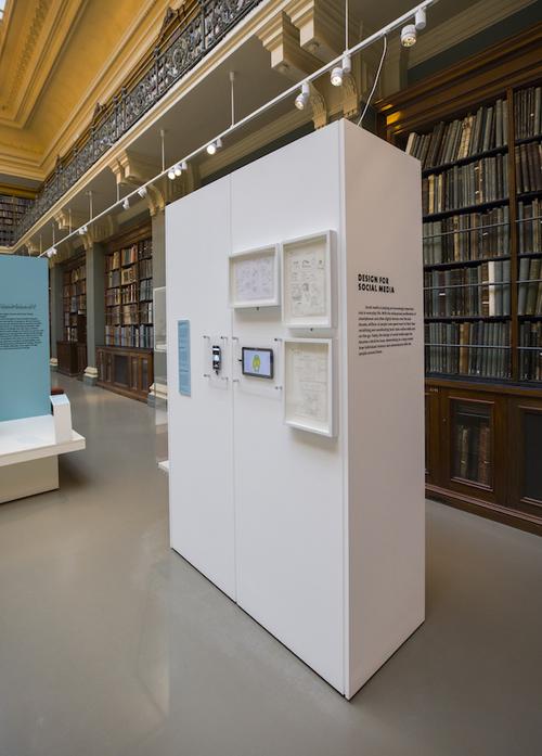 中國僑網(wǎng)微信在V&A的76號展廳展出