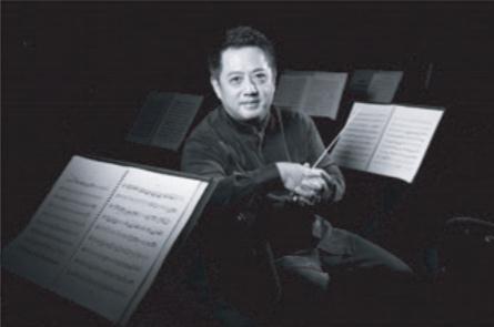 中國(guó)僑網(wǎng)資料圖:全球華人樂(lè)團(tuán)團(tuán)長(zhǎng)、2017全球華人音樂(lè)會(huì)指揮呂嘉