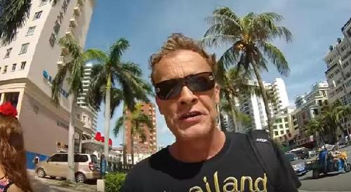 中國僑網(wǎng)雷恩在海南三亞旅游時錄制的視頻。(圖片來源:視頻截圖)