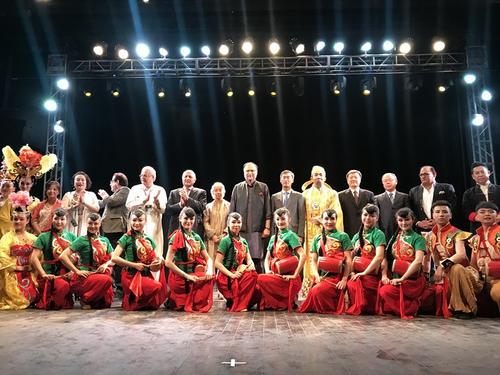 中國(guó)僑網(wǎng)合影。(中國(guó)駐卡拉奇大使館)