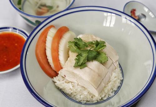 中國僑網(wǎng)海南雞飯。(《新加坡聯(lián)合早報(bào)》/陳福洲 攝)