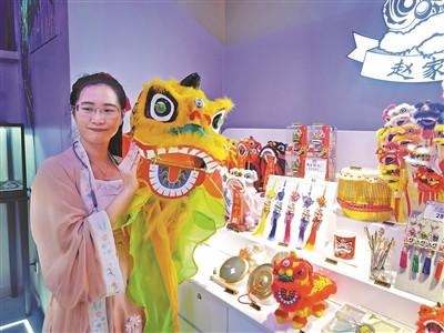 中國(guó)僑網(wǎng)位于永慶坊的非遺作坊。